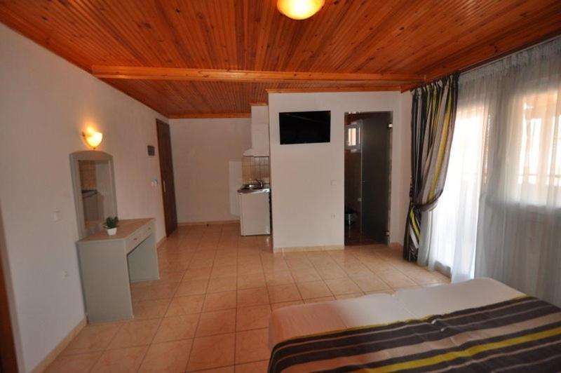 Hotel Asterias Limenaria  Extérieur photo